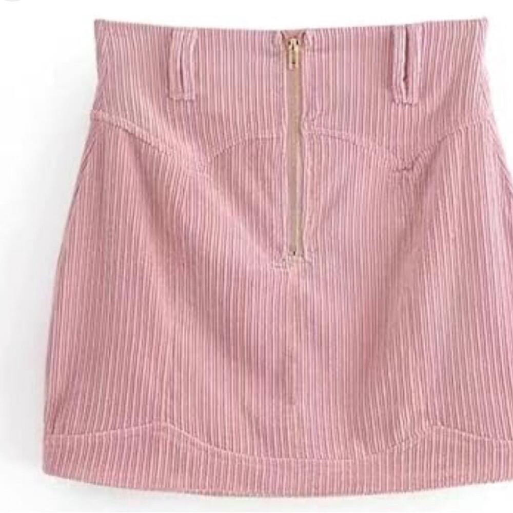 FOR LOVE & LEMONS DIXIE MINI SKIRT CORDUROY PINK ZIPPER CLOSURE SIZE M